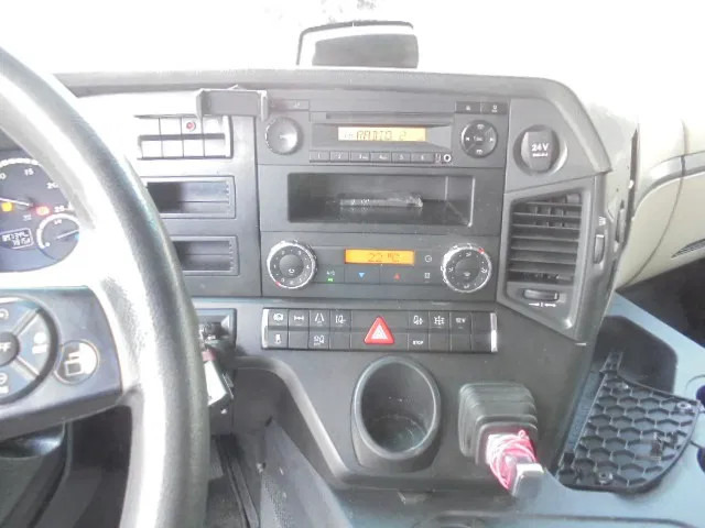 Автовоз камион Mercedes-Benz Actros 2340 LL 6X2: снимка 9 Автовоз камион Mercedes-Benz Actros 2340 LL 6X2: снимка 9