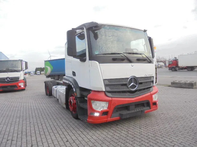 Mercedes-Benz Actros 2340 LL 6X2 - Автовоз камион: снимка 3 Mercedes-Benz Actros 2340 LL 6X2 - Автовоз камион: снимка 3