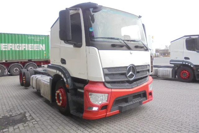 Mercedes-Benz Actros 2340 LL 6X2 - Автовоз камион: снимка 3 Mercedes-Benz Actros 2340 LL 6X2 - Автовоз камион: снимка 3