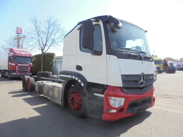 Mercedes-Benz Actros 2340 LL - Автовоз камион: снимка 3 Mercedes-Benz Actros 2340 LL - Автовоз камион: снимка 3