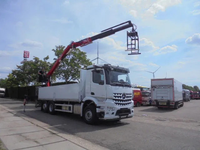 Mercedes-Benz Arocs 2545 + RETARDER 6X2 NEW /DEMO - Камион с кран: снимка 2 Mercedes-Benz Arocs 2545 + RETARDER 6X2 NEW /DEMO - Камион с кран: снимка 2
