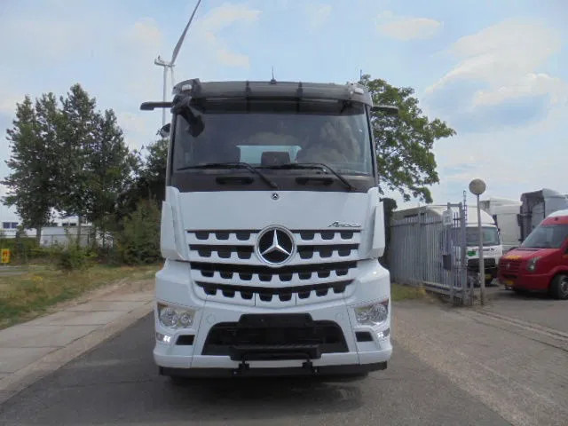 Mercedes-Benz Arocs 2545 + RETARDER 6X2 NEW /DEMO - Камион с кран: снимка 4 Mercedes-Benz Arocs 2545 + RETARDER 6X2 NEW /DEMO - Камион с кран: снимка 4