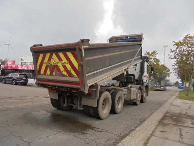 Mercedes-Benz Arocs 3240 K 8X4 - Самосвал камион: снимка 5 Mercedes-Benz Arocs 3240 K 8X4 - Самосвал камион: снимка 5