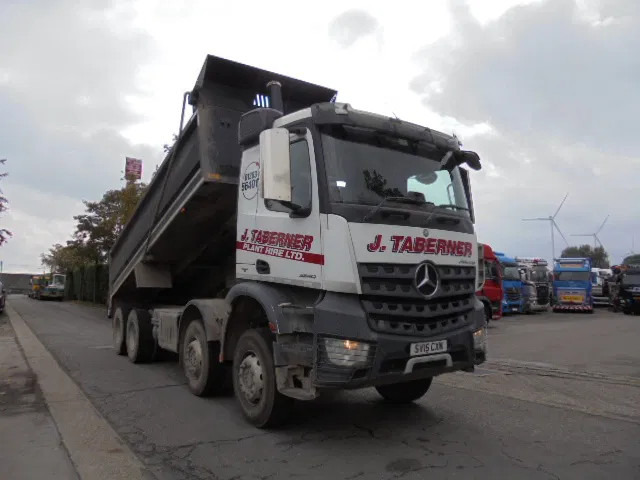 Mercedes-Benz Arocs 3240 K 8X4 - Самосвал камион: снимка 3 Mercedes-Benz Arocs 3240 K 8X4 - Самосвал камион: снимка 3