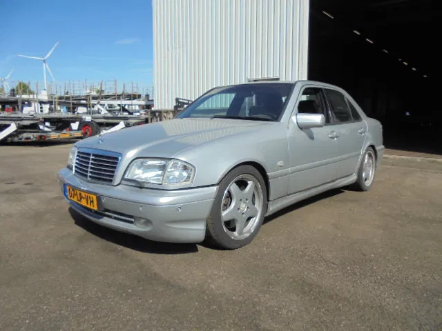 Mercedes-Benz C-Klasse 43 AMG - Седан: снимка 1 Mercedes-Benz C-Klasse 43 AMG - Седан: снимка 1