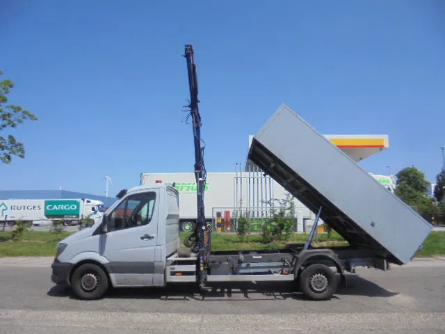 Mercedes-Benz Sprinter 310 CDI - Бус самосвал: снимка 4 Mercedes-Benz Sprinter 310 CDI - Бус самосвал: снимка 4