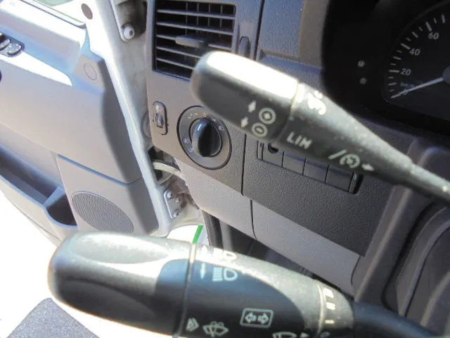 Хладилен бус Mercedes-Benz Sprinter 313 FRIGO NL TRUCK: снимка 12 Хладилен бус Mercedes-Benz Sprinter 313 FRIGO NL TRUCK: снимка 12