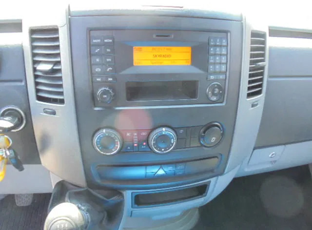 Хладилен бус Mercedes-Benz Sprinter 313 FRIGO NL TRUCK: снимка 9 Хладилен бус Mercedes-Benz Sprinter 313 FRIGO NL TRUCK: снимка 9