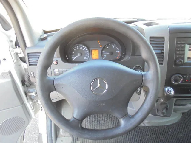 Лекотоварен автомобил фургон Mercedes-Benz Sprinter 316 CDI: снимка 10