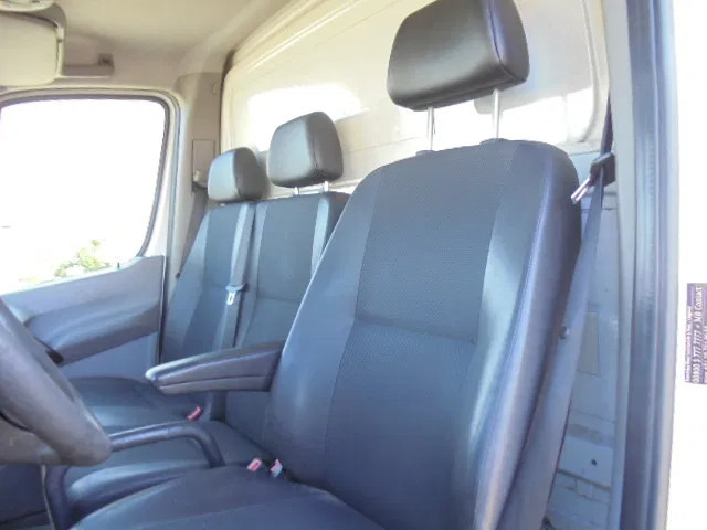 Лекотоварен автомобил фургон Mercedes-Benz Sprinter 316 CDI: снимка 9