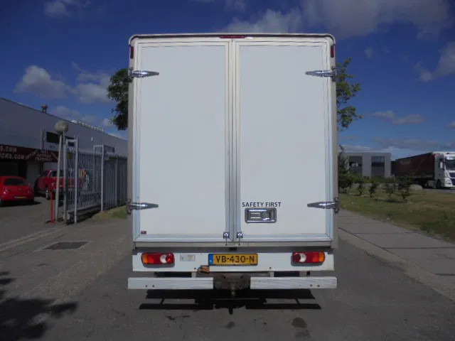 Nissan Cabstar 35.14 - Лекотоварен автомобил фургон: снимка 5 Nissan Cabstar 35.14 - Лекотоварен автомобил фургон: снимка 5