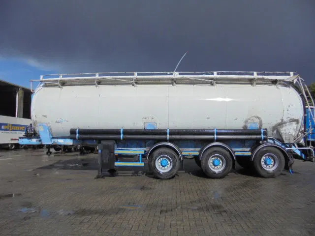 SPITZER BP SK 50 - Полуремарке цистерна: снимка 2 SPITZER BP SK 50 - Полуремарке цистерна: снимка 2