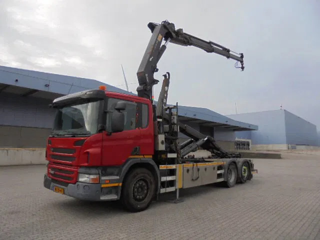 Scania P400 6X2 - Мултилифт с кука камион, Камион с кран: снимка 1 Scania P400 6X2 - Мултилифт с кука камион, Камион с кран: снимка 1