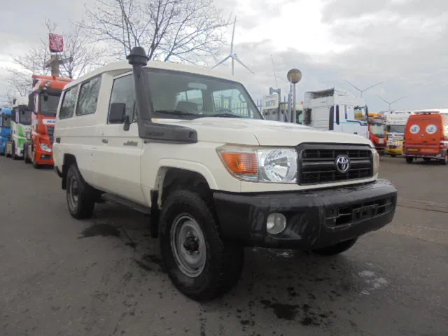 Toyota Land Cruiser HZJ78L 4WD EXPORT OUT EU ONLY - Лек автомобил: снимка 3 Toyota Land Cruiser HZJ78L 4WD EXPORT OUT EU ONLY - Лек автомобил: снимка 3