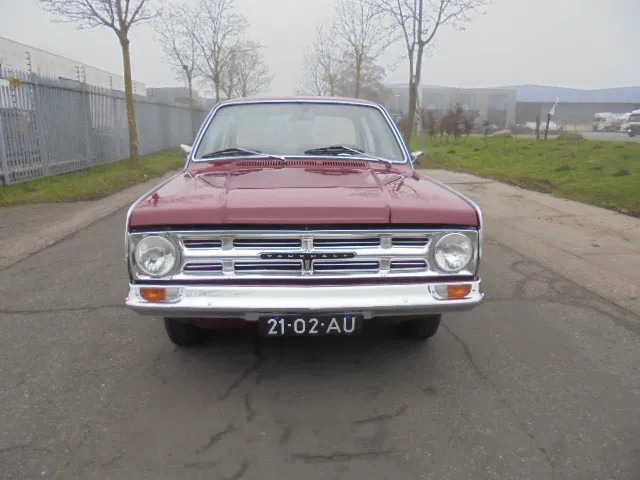 Vauxhall VX 4.90 - Седан: снимка 2 Vauxhall VX 4.90 - Седан: снимка 2