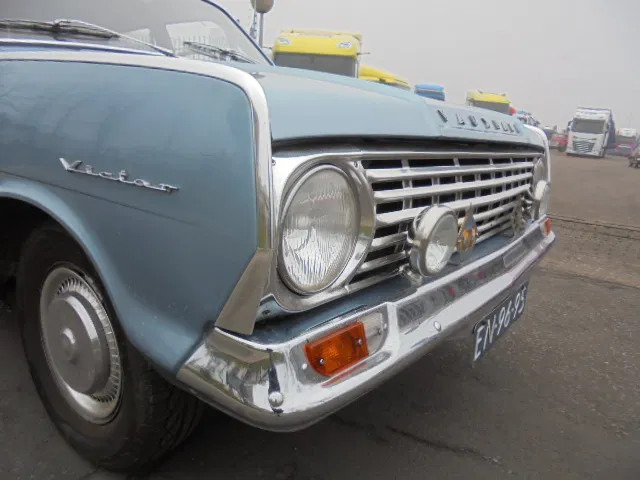 Vauxhall Victor 101 SUPER - Седан: снимка 3 Vauxhall Victor 101 SUPER - Седан: снимка 3