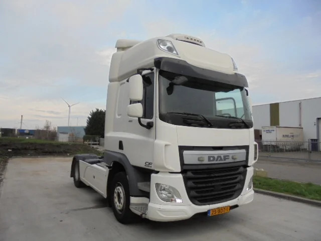 DAF CF 400 CF85-400 - Влекач: снимка 3 DAF CF 400 CF85-400 - Влекач: снимка 3