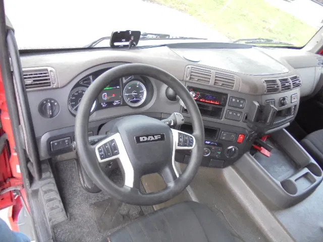 Влекач DAF CF 410 SSC: снимка 9