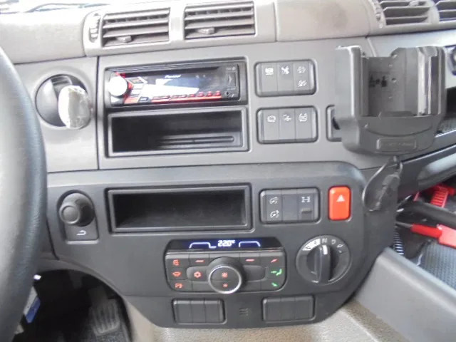 Влекач DAF CF 410 SSC: снимка 13