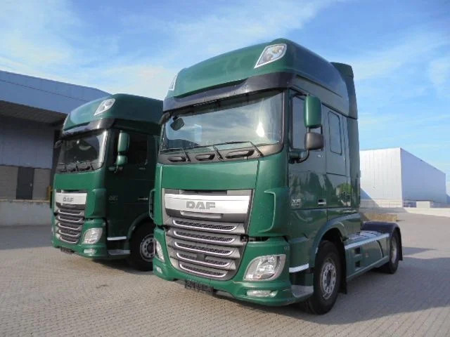 DAF XF 106.460 SUPER SPACE CAB - Влекач: снимка 1 DAF XF 106.460 SUPER SPACE CAB - Влекач: снимка 1