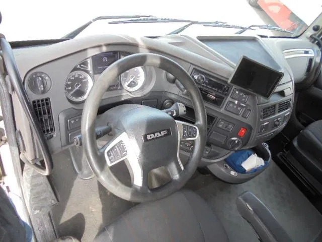 Влекач DAF XF 430: снимка 8 Влекач DAF XF 430: снимка 8