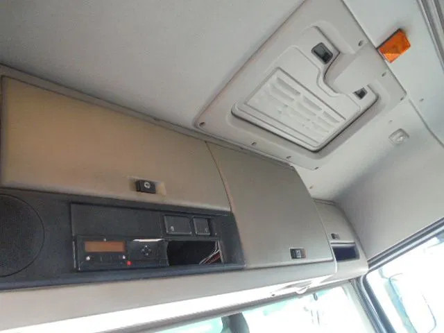 Влекач DAF XF 430: снимка 13 Влекач DAF XF 430: снимка 13