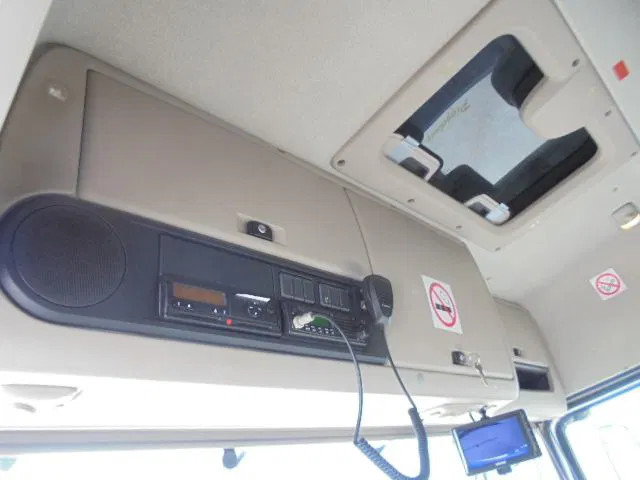 Влекач DAF XF 440 125XDAF 106 TRACTOR HEAD IN STOCK: снимка 13 Влекач DAF XF 440 125XDAF 106 TRACTOR HEAD IN STOCK: снимка 13