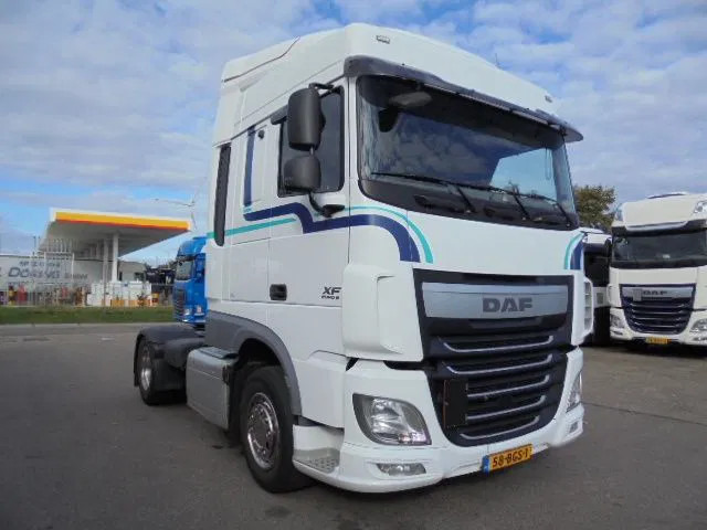 DAF XF 440 - Влекач: снимка 3 DAF XF 440 - Влекач: снимка 3
