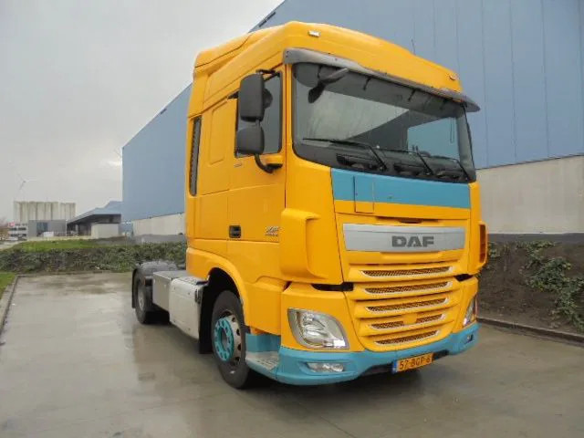 DAF XF 440 - Влекач: снимка 3 DAF XF 440 - Влекач: снимка 3