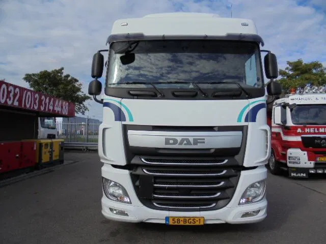 DAF XF 440 - Влекач: снимка 2 DAF XF 440 - Влекач: снимка 2
