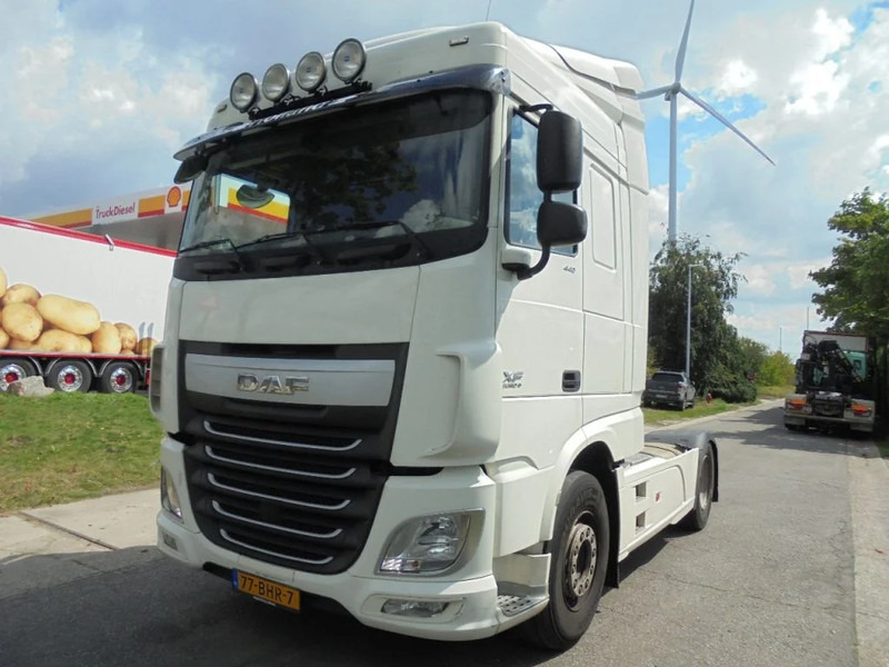 DAF XF 440 - Влекач: снимка 1 DAF XF 440 - Влекач: снимка 1