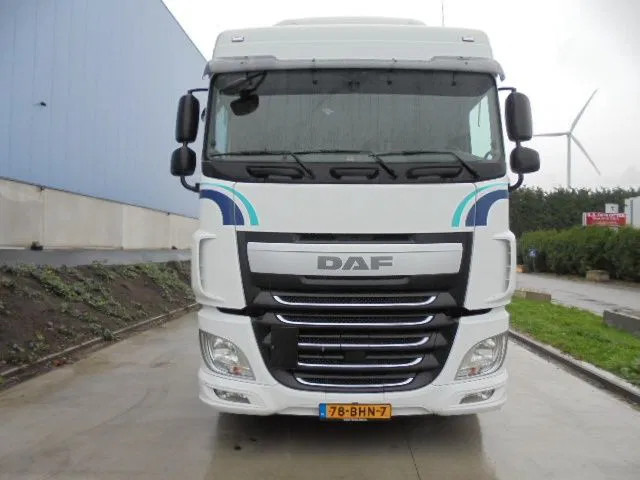 DAF XF 440 - Влекач: снимка 2 DAF XF 440 - Влекач: снимка 2