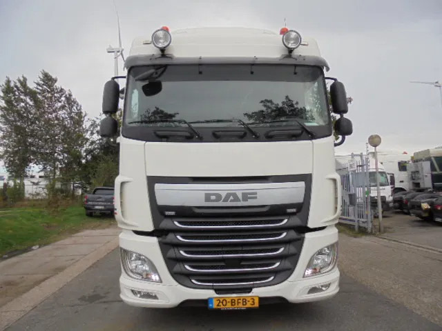 DAF XF 440 - Влекач: снимка 2 DAF XF 440 - Влекач: снимка 2