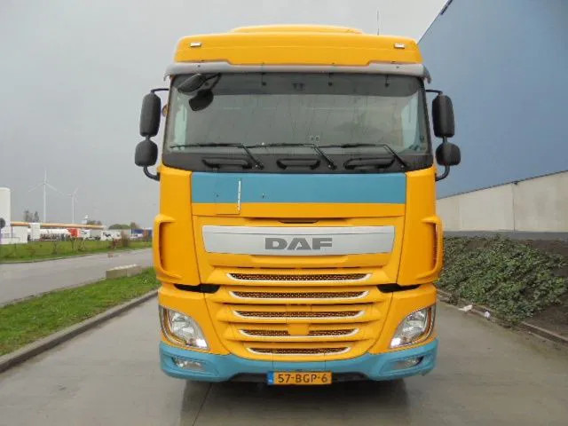 DAF XF 440 - Влекач: снимка 2 DAF XF 440 - Влекач: снимка 2