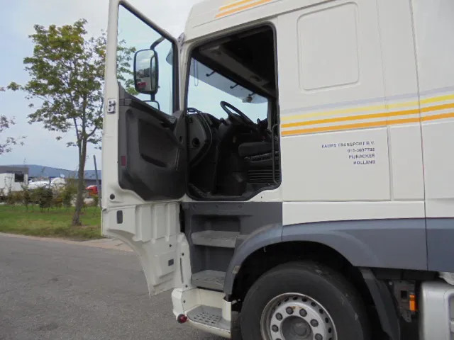 Влекач DAF XF 440 EUR6: снимка 9