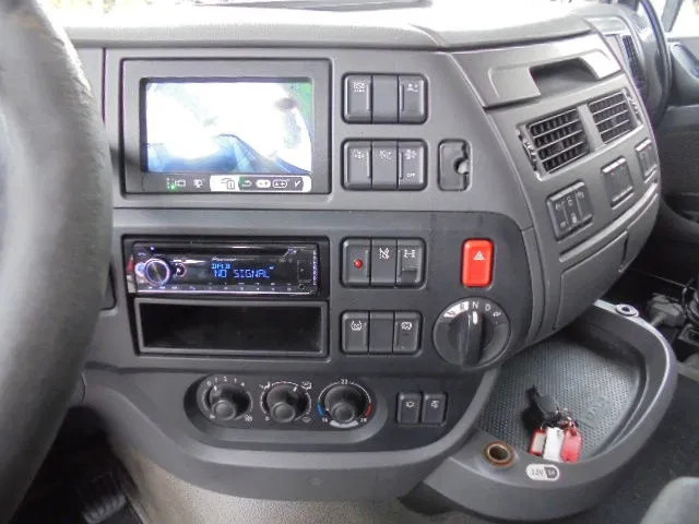 DAF XF 440 SUPER SPACE CAB NL TRUCK - Влекач: снимка 5 DAF XF 440 SUPER SPACE CAB NL TRUCK - Влекач: снимка 5