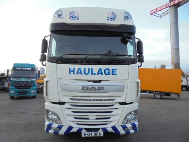 DAF XF 460 6X2 RHD - Влекач: снимка 2 DAF XF 460 6X2 RHD - Влекач: снимка 2
