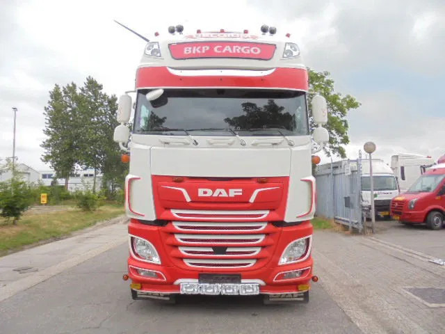 DAF XF 530 SSC INTARDER - Влекач: снимка 2 DAF XF 530 SSC INTARDER - Влекач: снимка 2