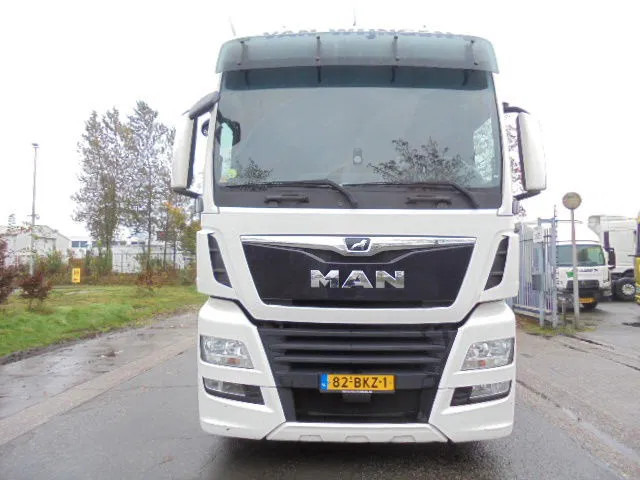 MAN TGA 18.480 XXL MAX - Влекач: снимка 2 MAN TGA 18.480 XXL MAX - Влекач: снимка 2