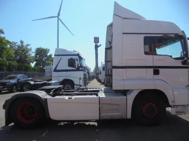 MAN TGS 320 LX - Влекач: снимка 4 MAN TGS 320 LX - Влекач: снимка 4