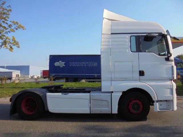 MAN TGX 18.400 XL - Влекач: снимка 4 MAN TGX 18.400 XL - Влекач: снимка 4