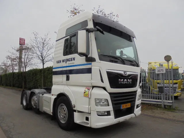 MAN TGX 26.500 XXL 6X2 NIEUW TYPE TACHOGRAAF - Влекач: снимка 3 MAN TGX 26.500 XXL 6X2 NIEUW TYPE TACHOGRAAF - Влекач: снимка 3