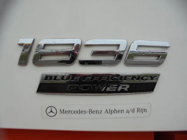 Mercedes-Benz Actros 1836 LS - Влекач: снимка 4 Mercedes-Benz Actros 1836 LS - Влекач: снимка 4