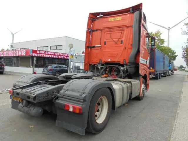 Mercedes-Benz Actros 1840 EURO 6 - Влекач: снимка 4 Mercedes-Benz Actros 1840 EURO 6 - Влекач: снимка 4