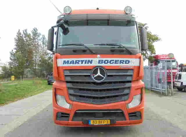 Mercedes-Benz Actros 1840 EURO 6 - Влекач: снимка 2 Mercedes-Benz Actros 1840 EURO 6 - Влекач: снимка 2