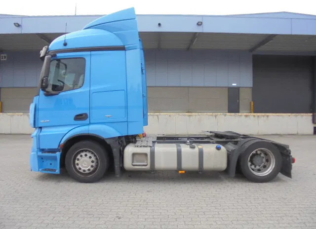 Mercedes-Benz Actros 1840 NL TRUCK APK 03-2026 - Влекач: снимка 4 Mercedes-Benz Actros 1840 NL TRUCK APK 03-2026 - Влекач: снимка 4