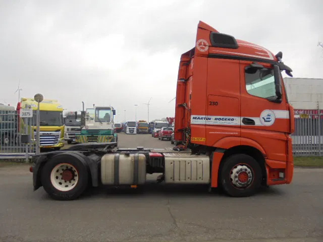 Mercedes-Benz Actros 1842 LS NL TRUCK - Влекач: снимка 4 Mercedes-Benz Actros 1842 LS NL TRUCK - Влекач: снимка 4