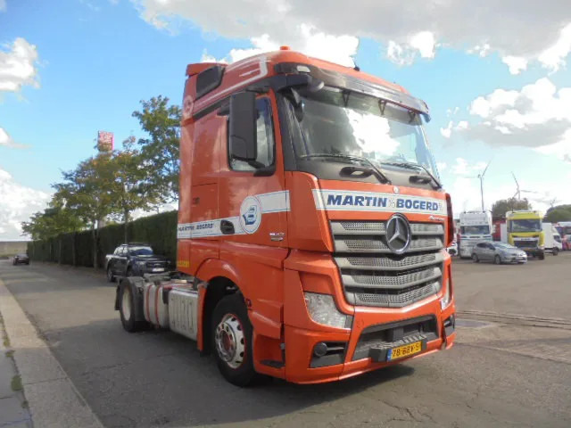 Mercedes-Benz Actros 1842 LS NL TRUCK - Влекач: снимка 3 Mercedes-Benz Actros 1842 LS NL TRUCK - Влекач: снимка 3