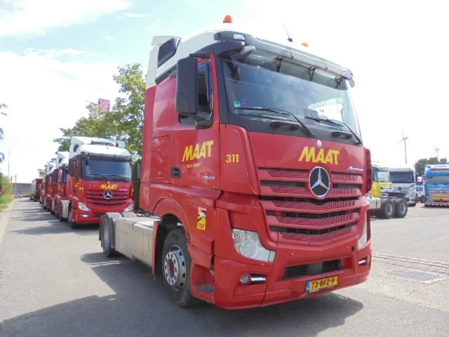 Mercedes-Benz Actros 1843 - Влекач: снимка 3 Mercedes-Benz Actros 1843 - Влекач: снимка 3