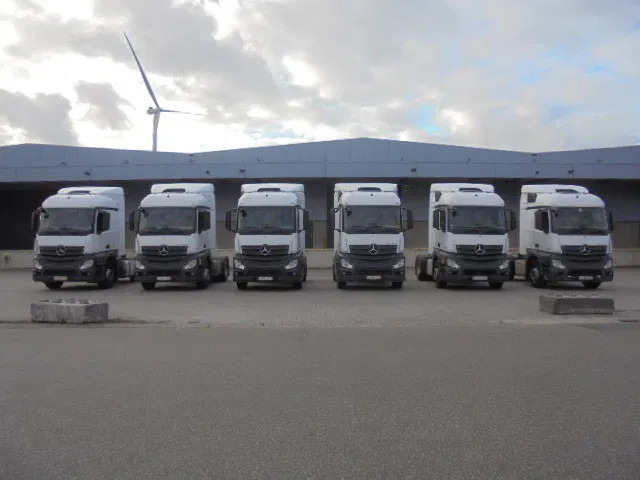 Mercedes-Benz Actros 1943 BELGIUM REGISTRATION TUV 06-2026 - Влекач: снимка 5 Mercedes-Benz Actros 1943 BELGIUM REGISTRATION TUV 06-2026 - Влекач: снимка 5